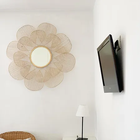 Centrica Con Aire Acondicionado Bano Privado Nevera Homestay *