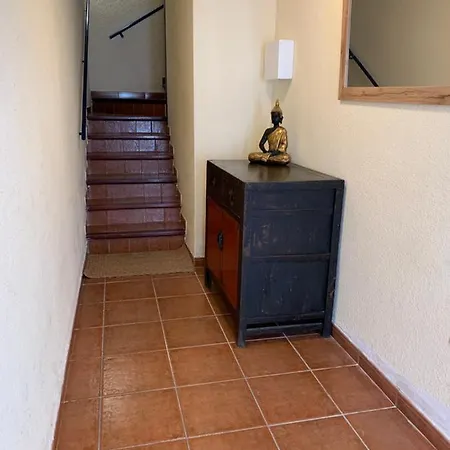 Centrica Con Aire Acondicionado Bano Privado Nevera Cadaqués